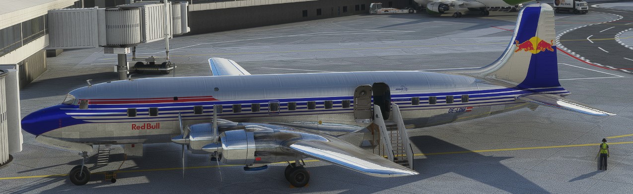 FS2020 PMDG DC6 at the gate EDDF departing to LIMC